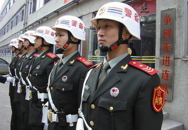 纠察 纠察