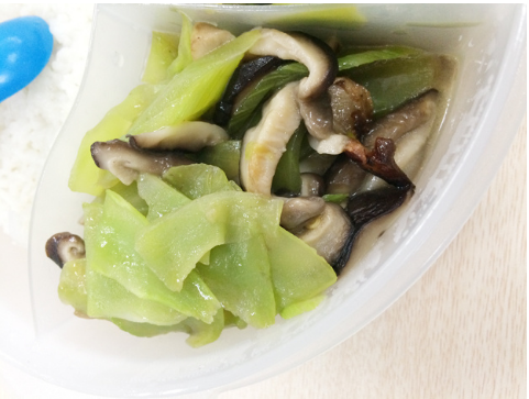 莴笋炒香菇