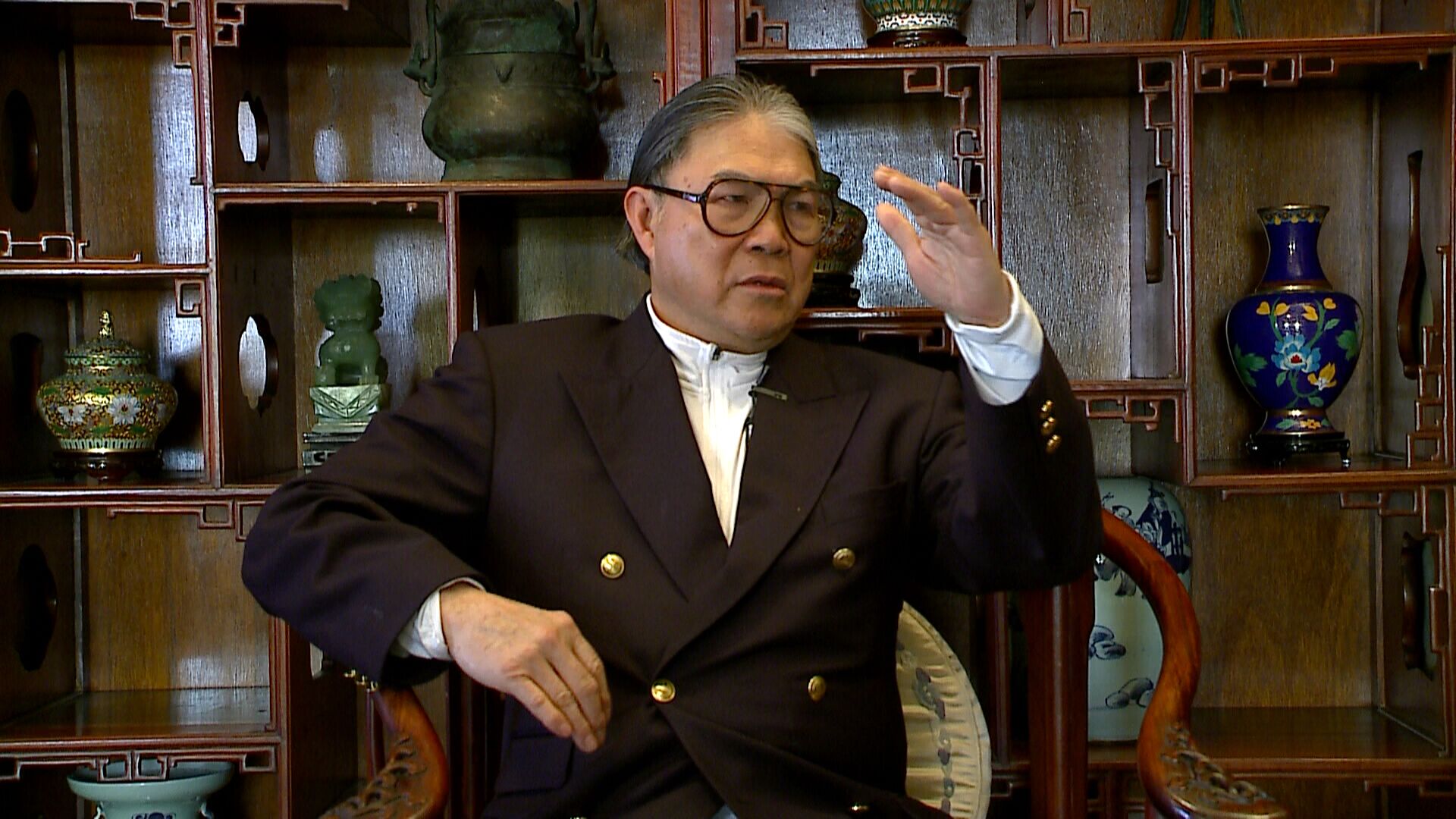 国际视野第一期嘉宾霍震霆先生 国际视野第一期嘉宾霍震霆先生