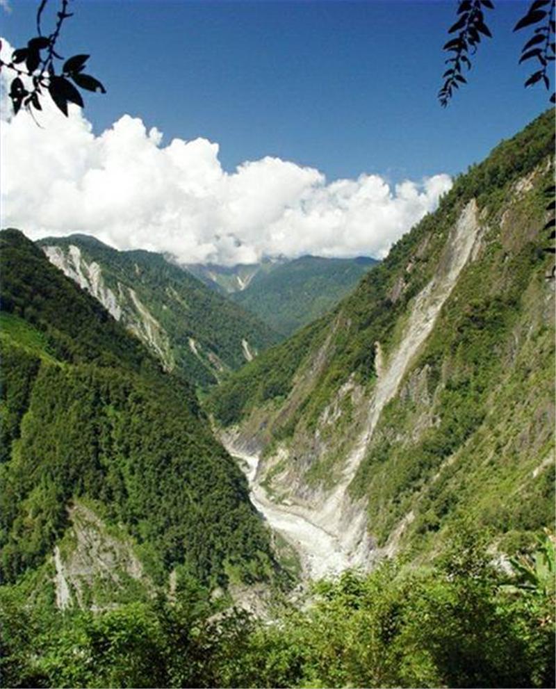 雅鲁藏布大峡谷 雅鲁藏布大峡谷