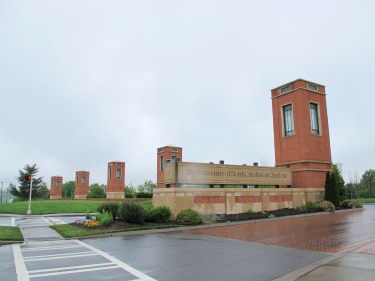 布洛克大学