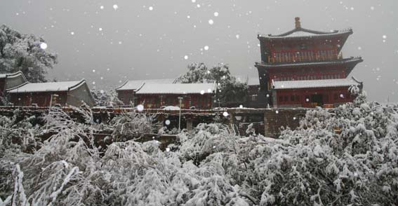 龙泉寺 龙泉寺