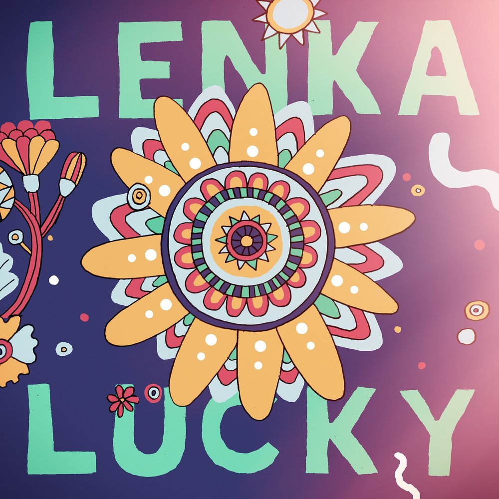 lucky(蕾恩卡·克莉帕克个人单曲)