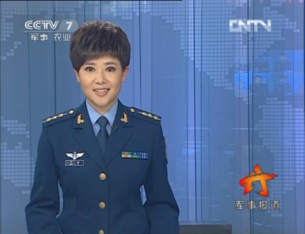丁丽(央视七套军事节目主持人)