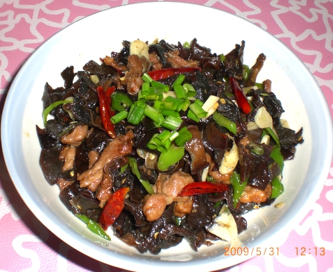 黑木耳炒肉 黑木耳炒肉