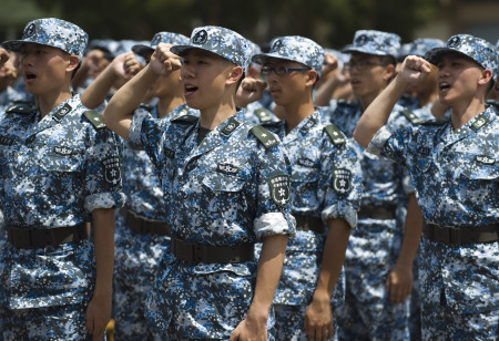 香港青少年军事夏令营(图片2) 香港青少年军事夏令营(图片2)