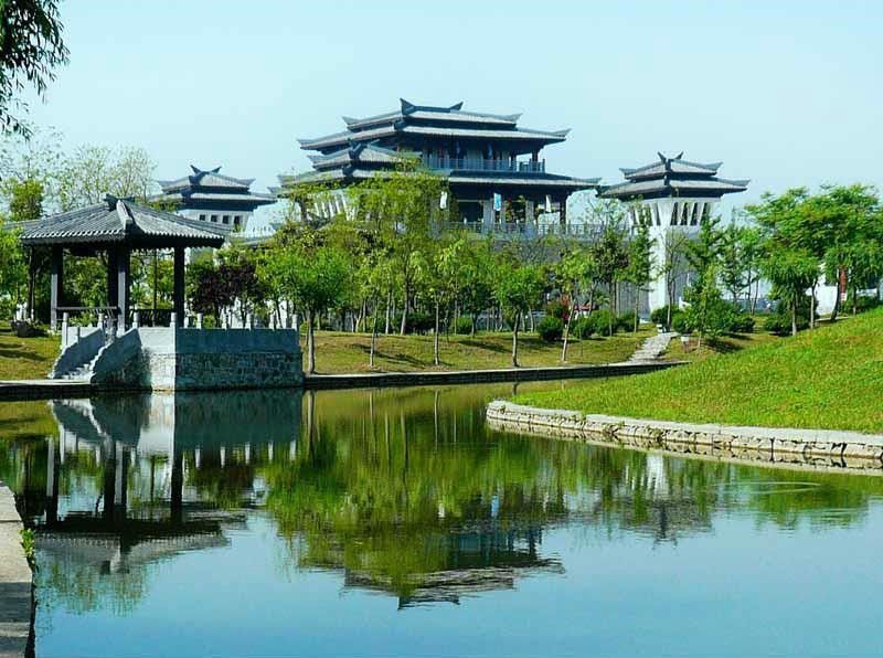 三国新城遗址公园