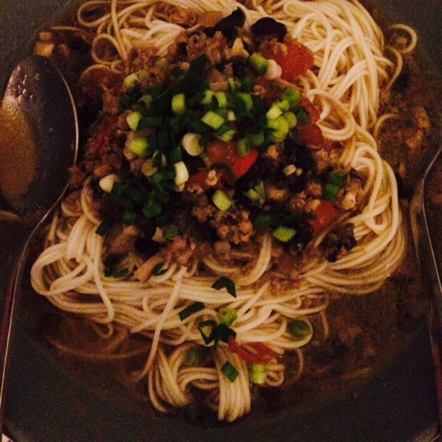 西红柿炒香菇肉末
