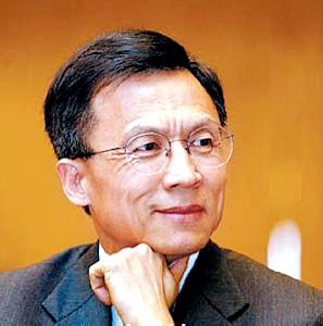 美林证券前副总裁许小年 美林证券前副总裁许小年