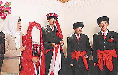 伴郎塔吉克族 伴郎塔吉克族