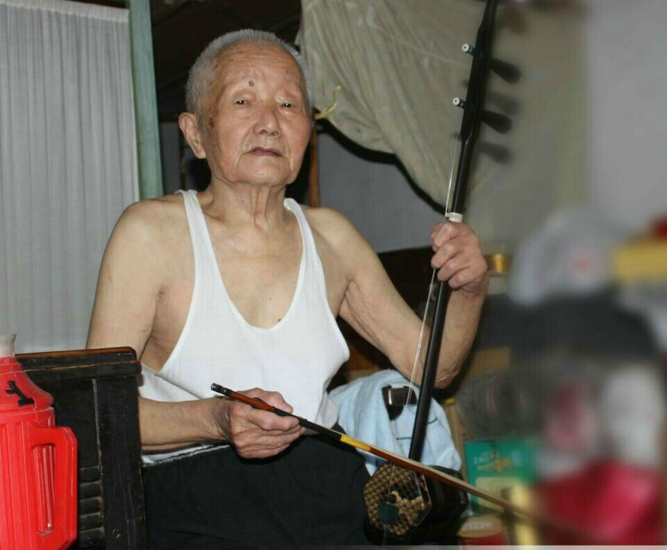 吕伟康 吕伟康