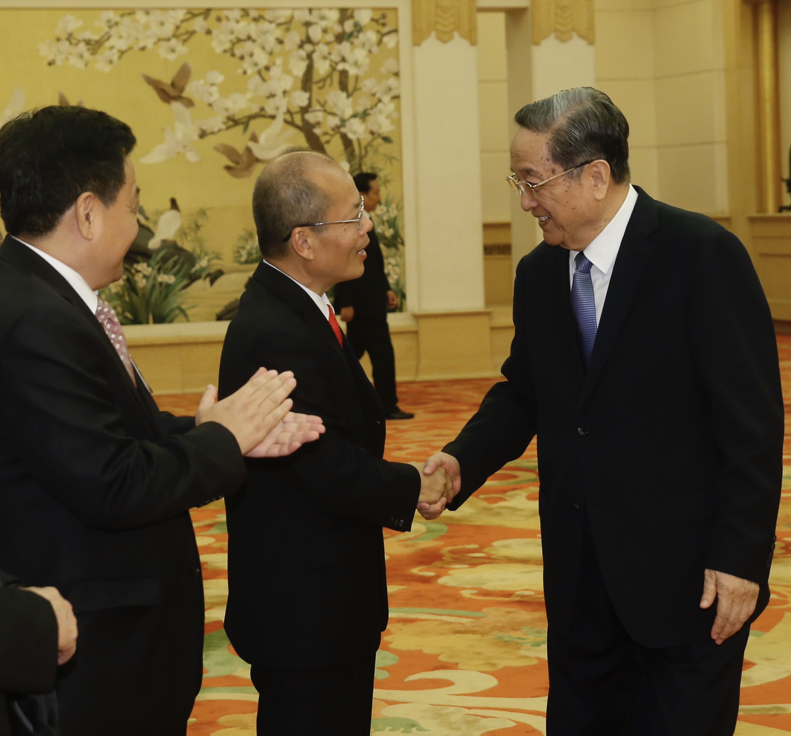 前中共中央政治局常委全国政协主席俞正声亲切会见孙大文院士 前中共中央政治局常委全国政协主席俞正声亲切会见孙大文院士