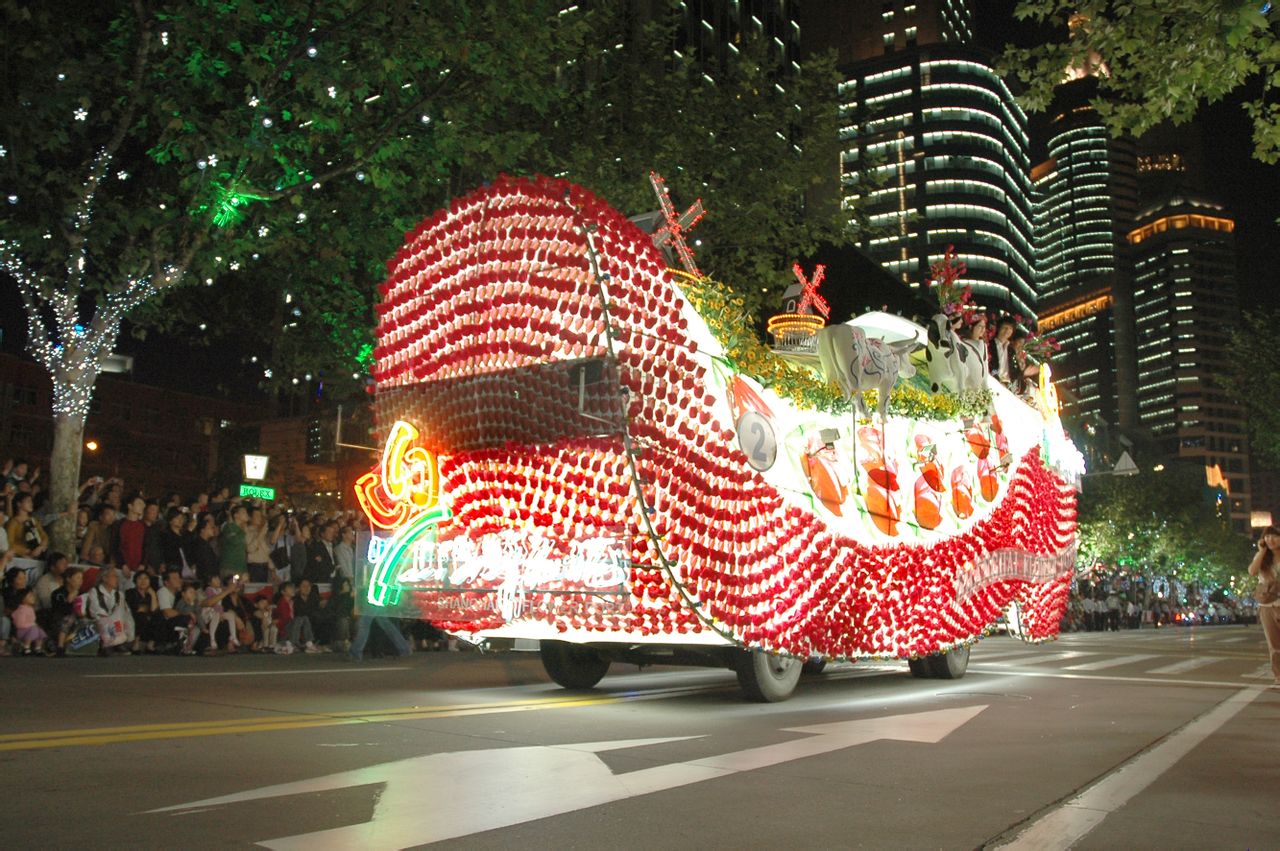 2006年最受欢迎花车—上海鲜花港 2006年最受欢迎花车—上海鲜花港