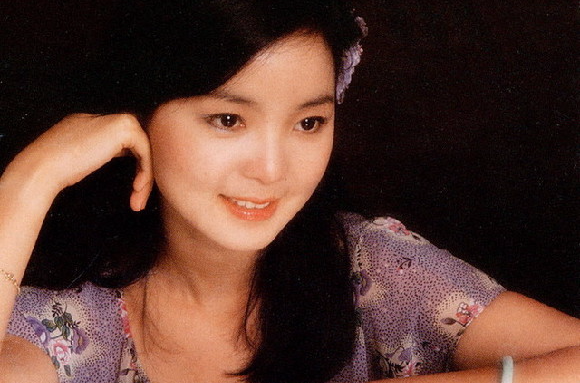 海恋(邓丽君演唱歌曲)