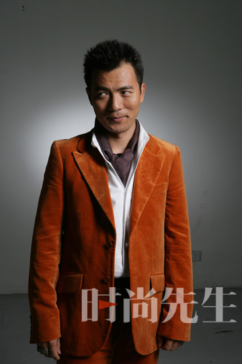 黄健翔 黄健翔