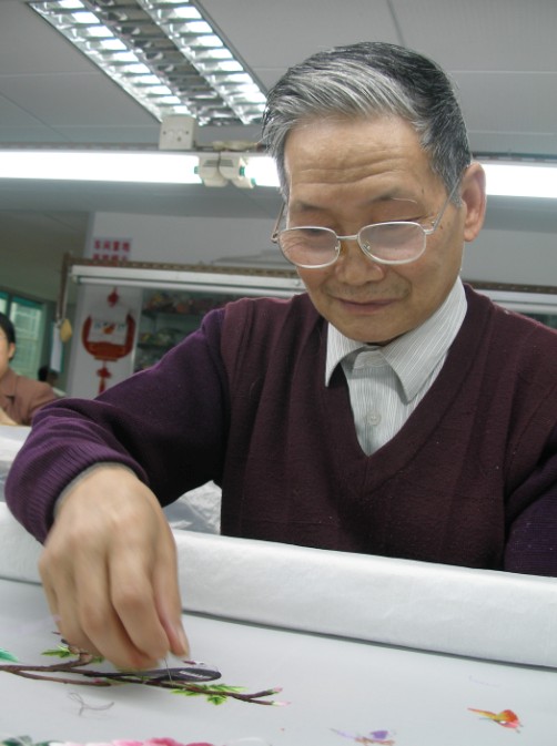 广绣工艺大师许炽光 广绣工艺大师许炽光