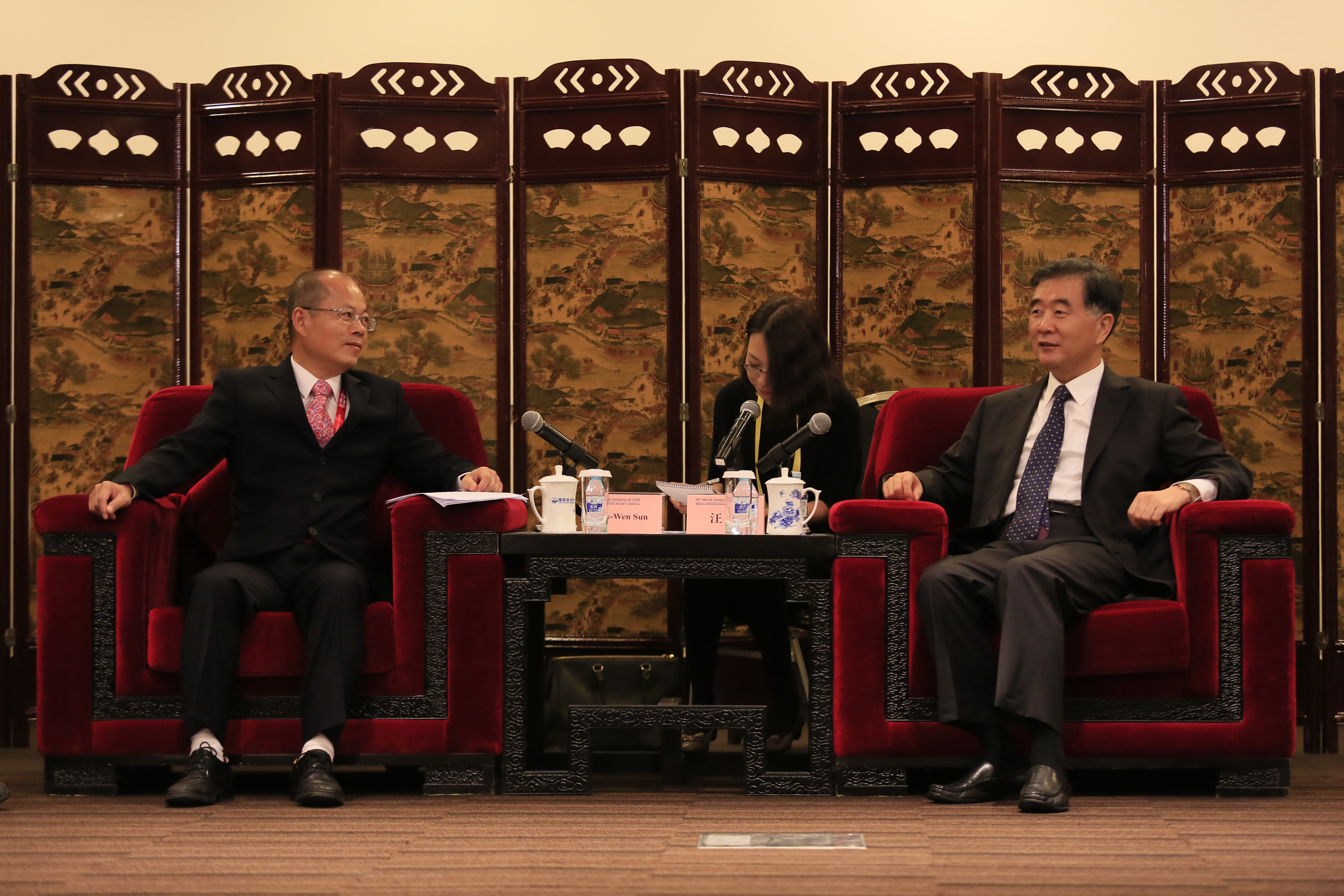 中共中央政治局常委全国政协政协汪洋亲切会见孙大文院士 中共中央政治局常委全国政协政协汪洋亲切会见孙大文院士