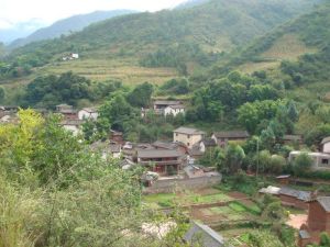 锁里场村 锁里场村