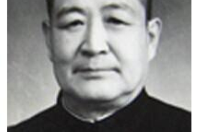 于镇河