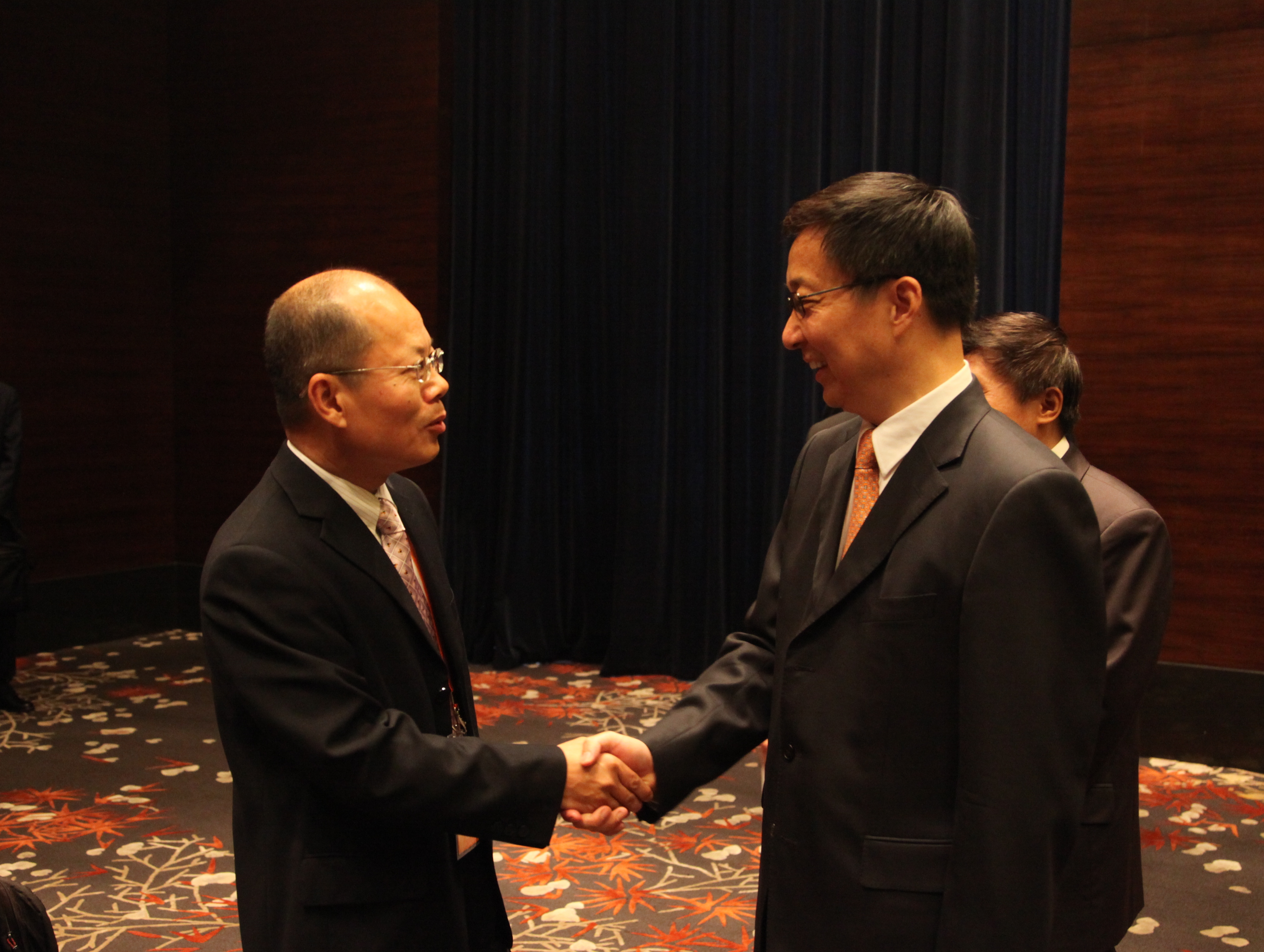 中共中央政治局常委国务院副总理韩正亲切会见孙大文院士 中共中央政治局常委国务院副总理韩正亲切会见孙大文院士