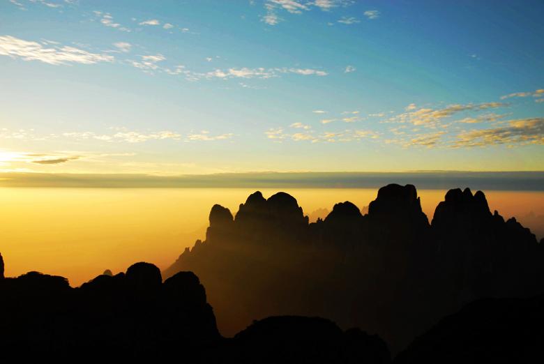 金秀圣堂山 金秀圣堂山