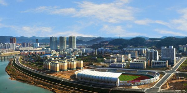 盐亭体育场 盐亭体育场