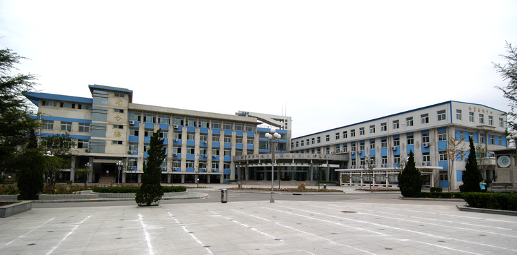 学校综合楼 学校综合楼