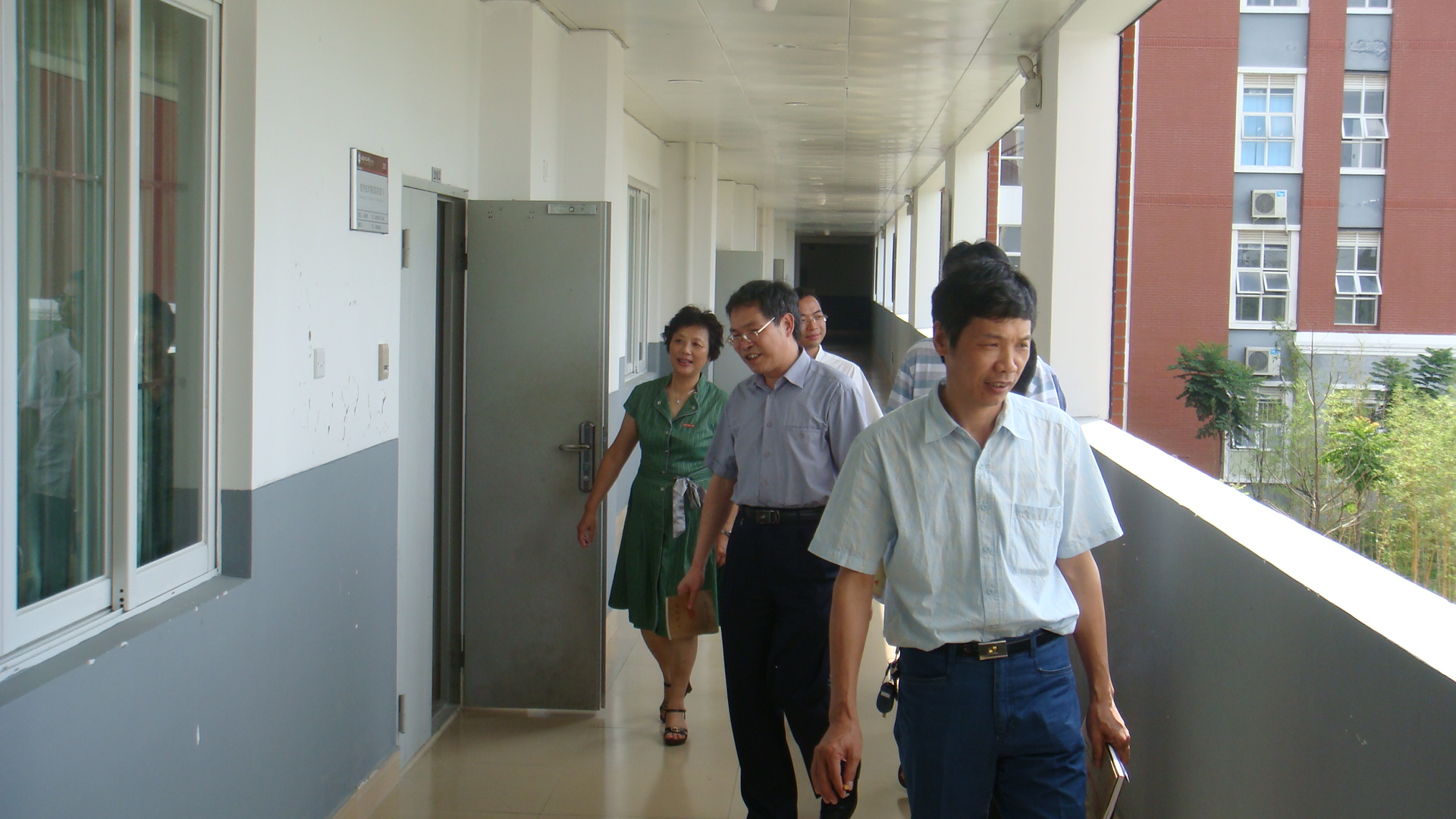汪文顶教授到学院调研 汪文顶教授到学院调研