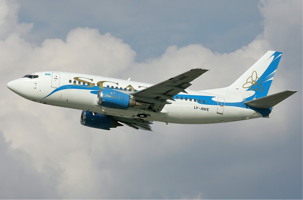 SCAT航空B737-500 SCAT航空B737-500