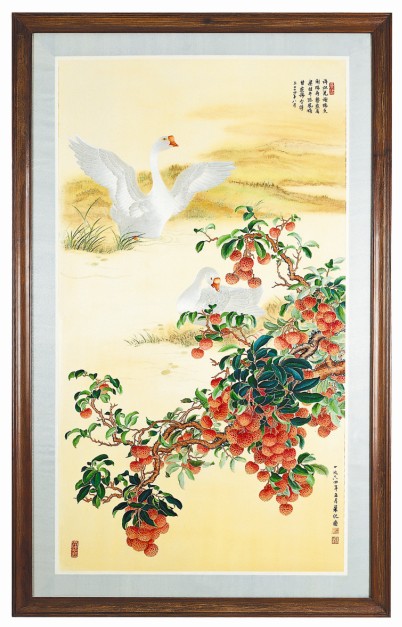 广绣大师梁桂开代表作之一:<红荔白鹅> 广绣大师梁桂开代表作之一:<红荔白鹅>