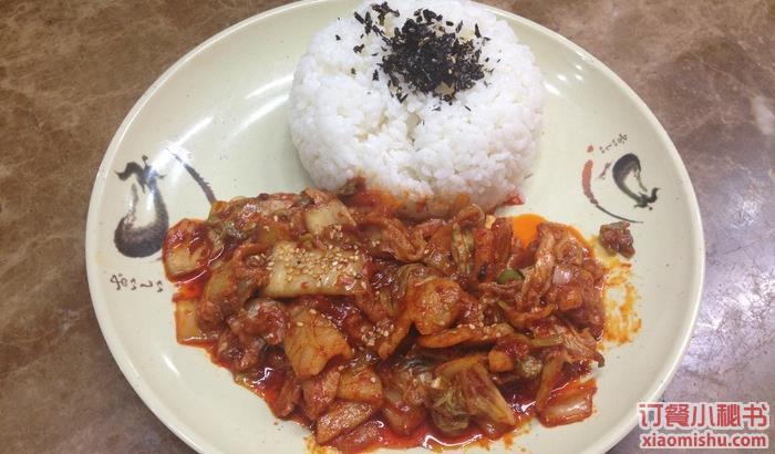 辣白菜五花肉盖饭
