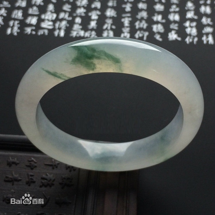 A货翡翠手镯 A货翡翠手镯