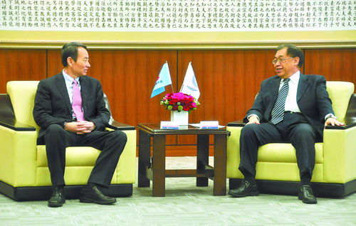 蒋洁敏率团访问台湾中油公司 蒋洁敏率团访问台湾中油公司