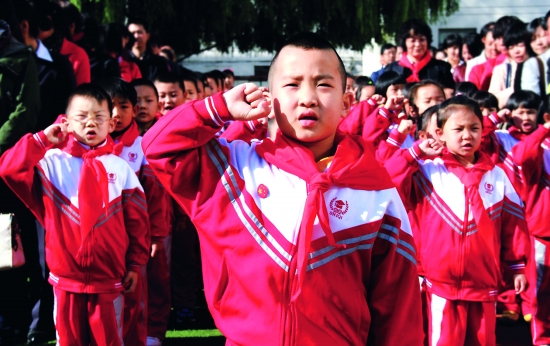 中国少年先锋队队徽的含义 中国少年先锋队队徽的含义