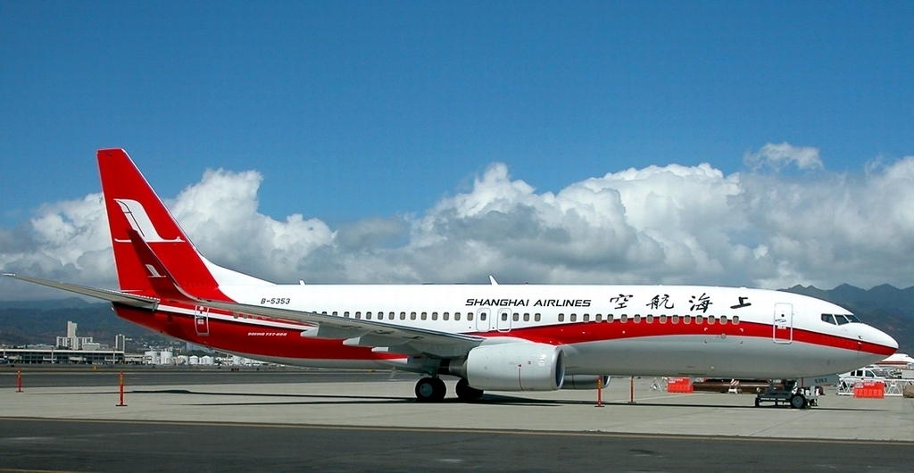 上海航空波音737-800客机 上海航空波音737-800客机