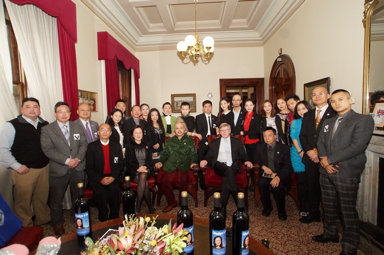 维州上议院议长Bruce Atkinson接待总会一行 维州上议院议长Bruce Atkinson接待总会一行