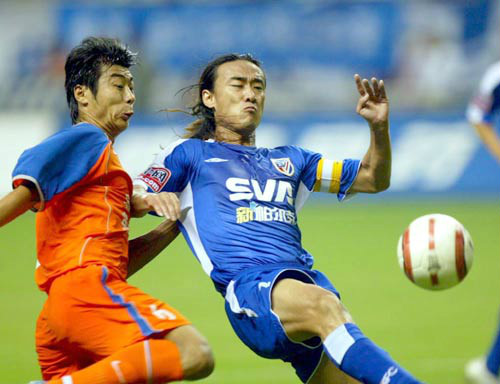 2005年中超联赛 上海申花VS山东鲁能 2005年中超联赛 上海申花VS山东鲁能