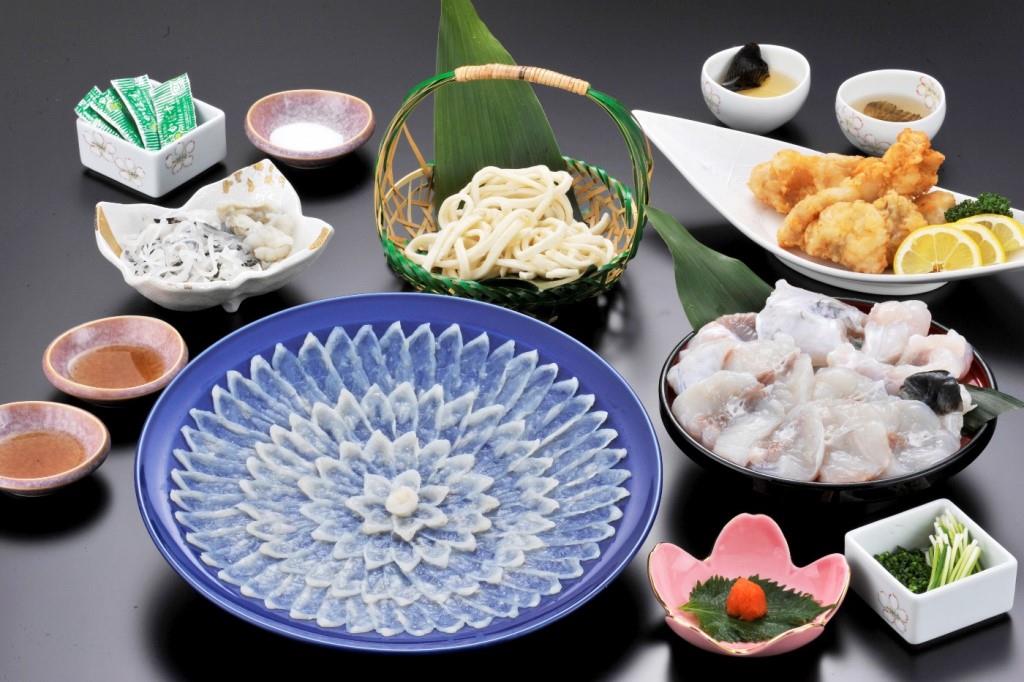 河豚生鱼片 河豚生鱼片