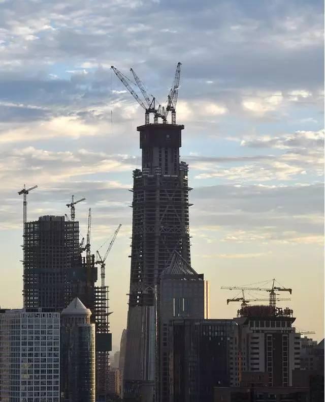 中国尊结构高度达到333米 中国尊结构高度达到333米