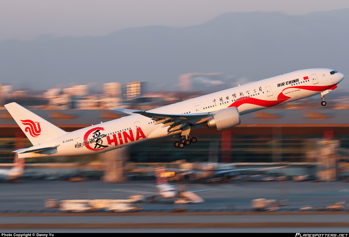国航波音777-300ER(爱中国号)客机 国航波音777-300ER(爱中国号)客机