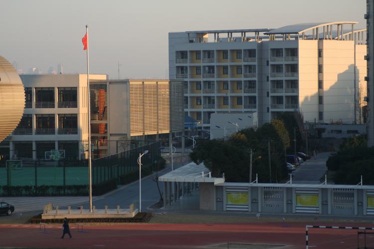 上海市行知中学 上海市行知中学