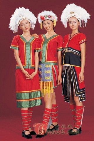 中国少数民族服装 中国少数民族服装