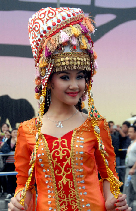 中国少数民族服装 中国少数民族服装