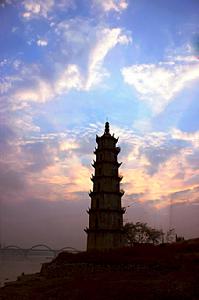 三台塔 三台塔