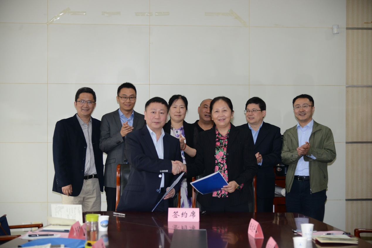 学校与财政部会计司签订中长期合作协定 学校与财政部会计司签订中长期合作协定