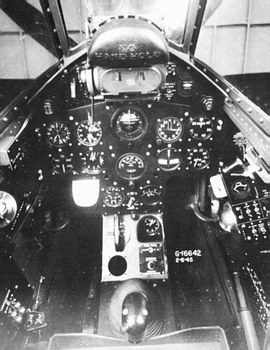 F8F-1 座舱仪錶板 F8F-1 座舱仪錶板
