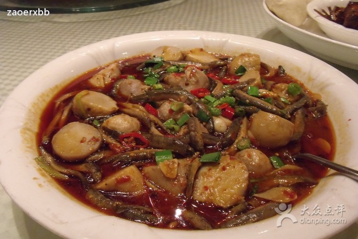 土毛芋艿炖土泥鳅