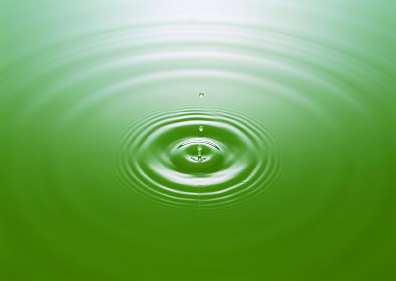 水 水