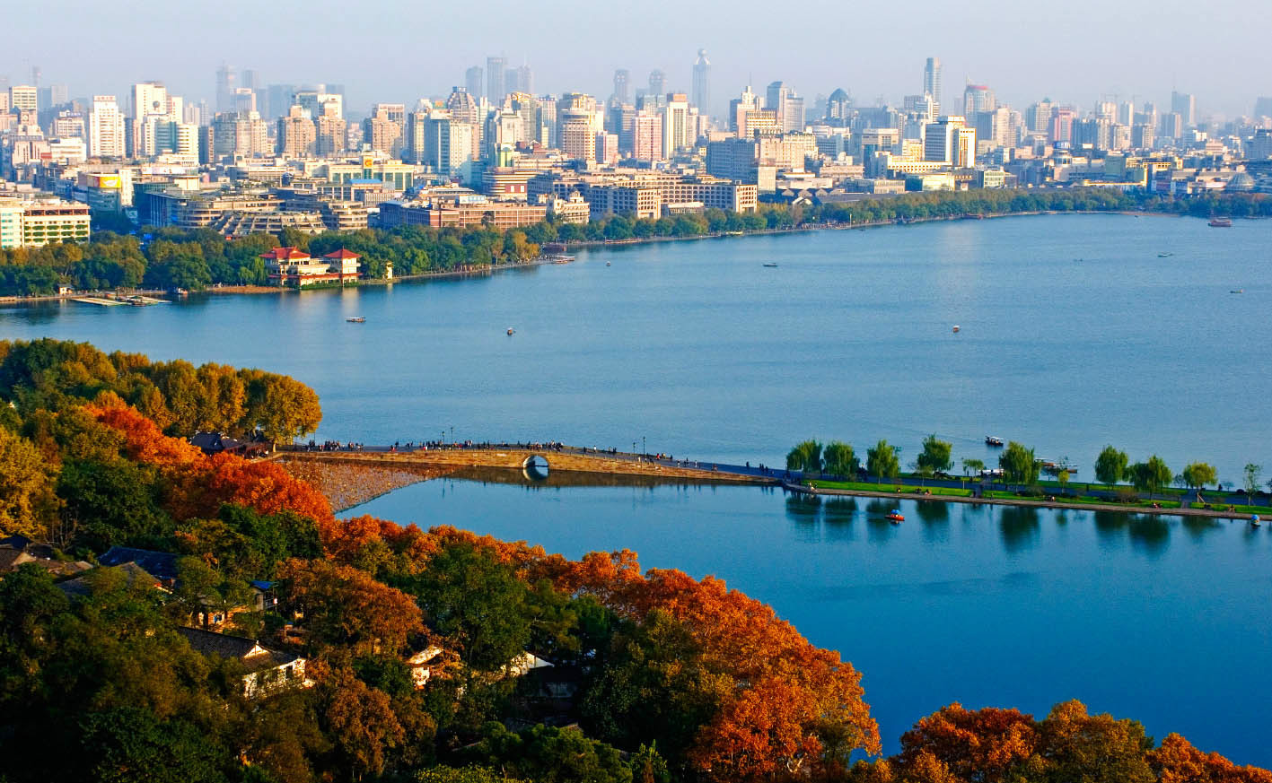 从西湖景区远望上城区 从西湖景区远望上城区