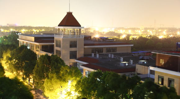 上海师範大学天华学院 上海师範大学天华学院